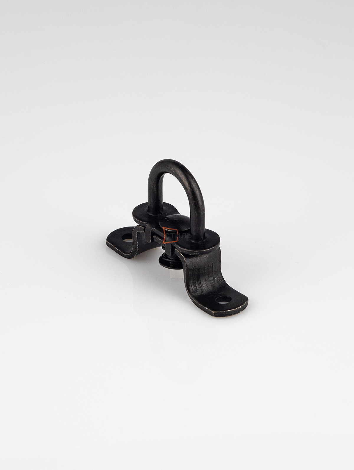 Большая поворотная металлическая скоба черная