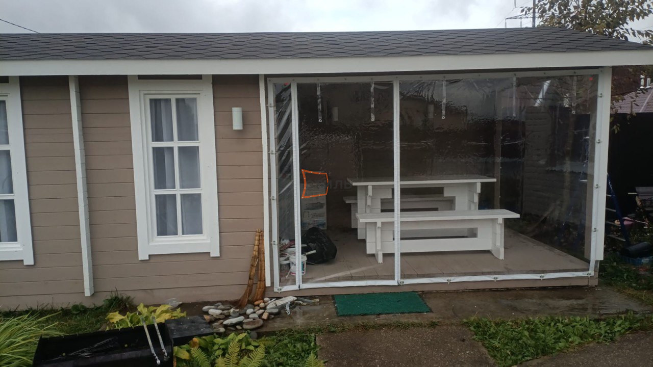 Фото установленных мягких окон 17